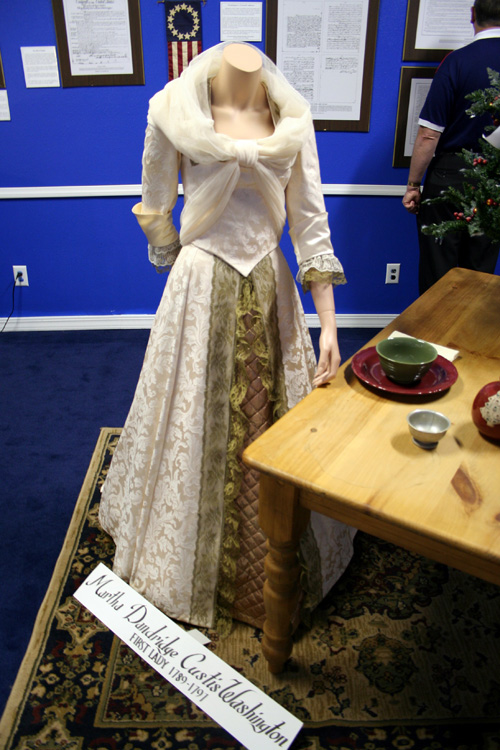 martha washington dress